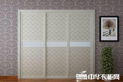 箭牌整體衣柜時尚環(huán)保趨勢不可擋 - 家居裝修知識網(wǎng)