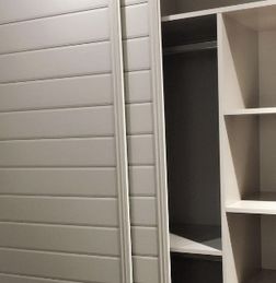 皇朝家私整體衣柜 產(chǎn)品展示與店鋪裝修一體化設(shè)計