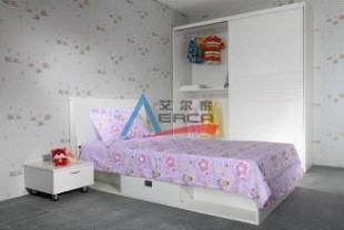 艾爾家暖白色整體衣柜 打造簡約現(xiàn)代的家居空間